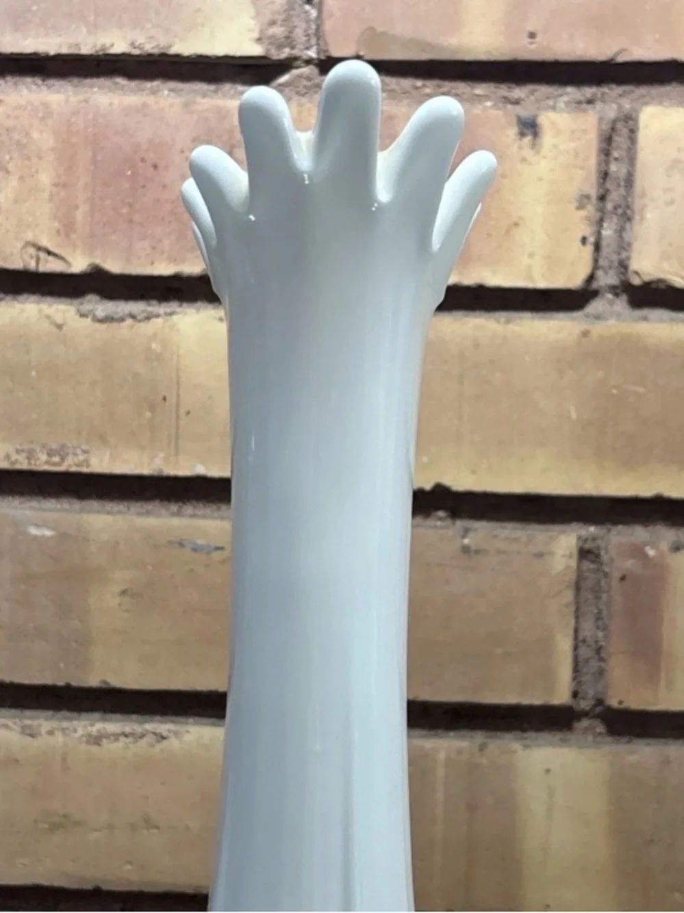 Vintage Fenton Milk Glass Swung Vase Early 1960’s  Cactus/Agave Pattern 12.5”